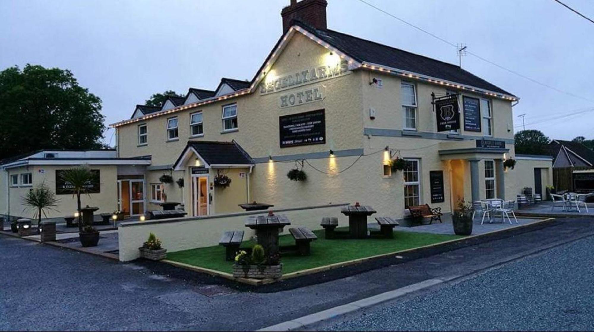 The Begelly Arms Hotel Exterior photo