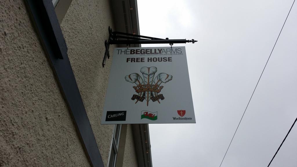 The Begelly Arms Hotel Exterior photo
