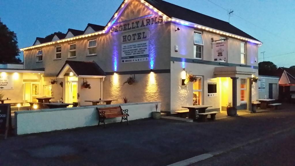 The Begelly Arms Hotel Exterior photo